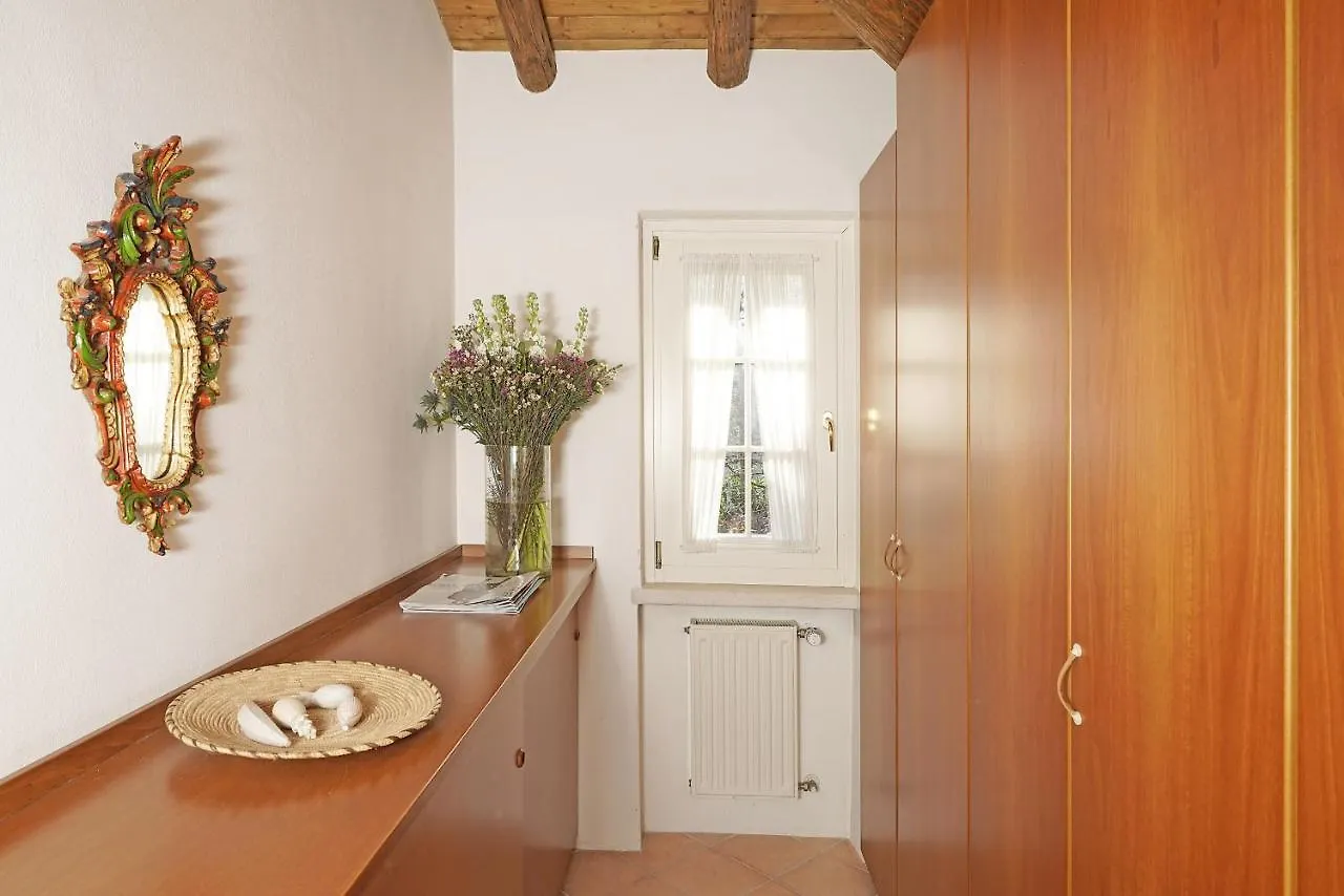 Villa Madeleine Padenghe sul Garda 0*,